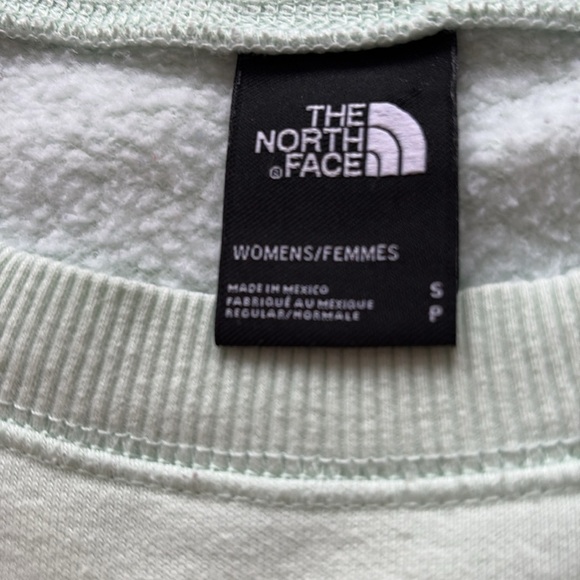 The North Face Crewneck Sweatshirt – Size Small | Light Green | Streetwear Layer - Picture 2 of 6
